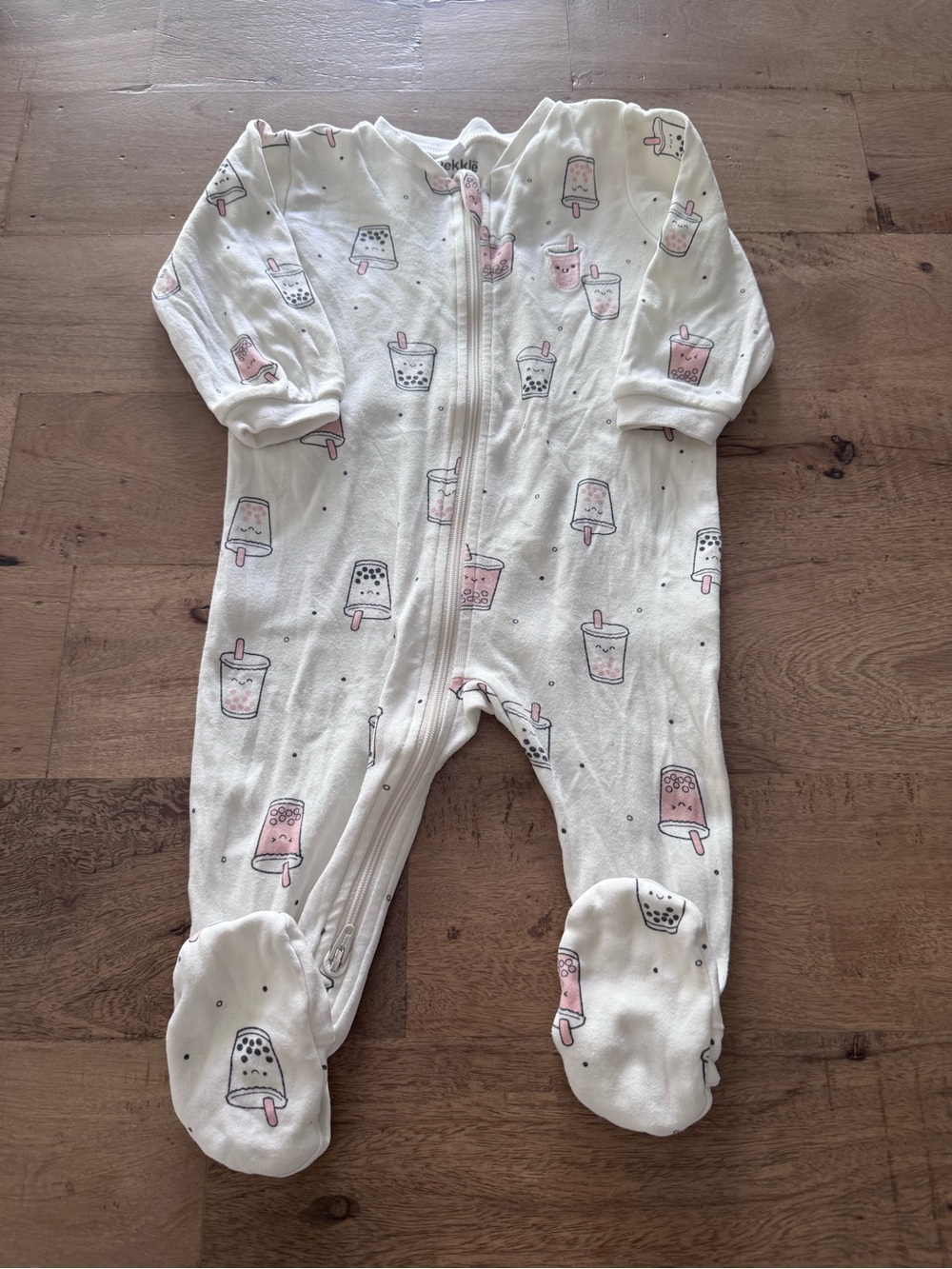Pekkle bubble tea Cream Pink Print Footed One-Piece Pajamas footies sz 6 months